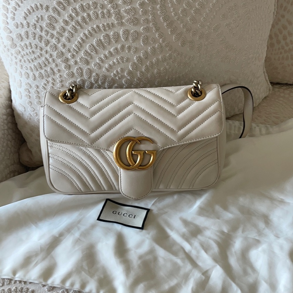 GG Marmont Small Matelassé Shoulder Bag